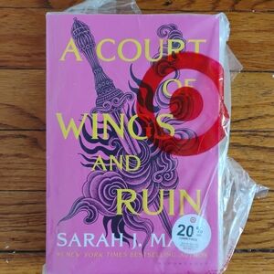 A Court of Wings and Ruin Book